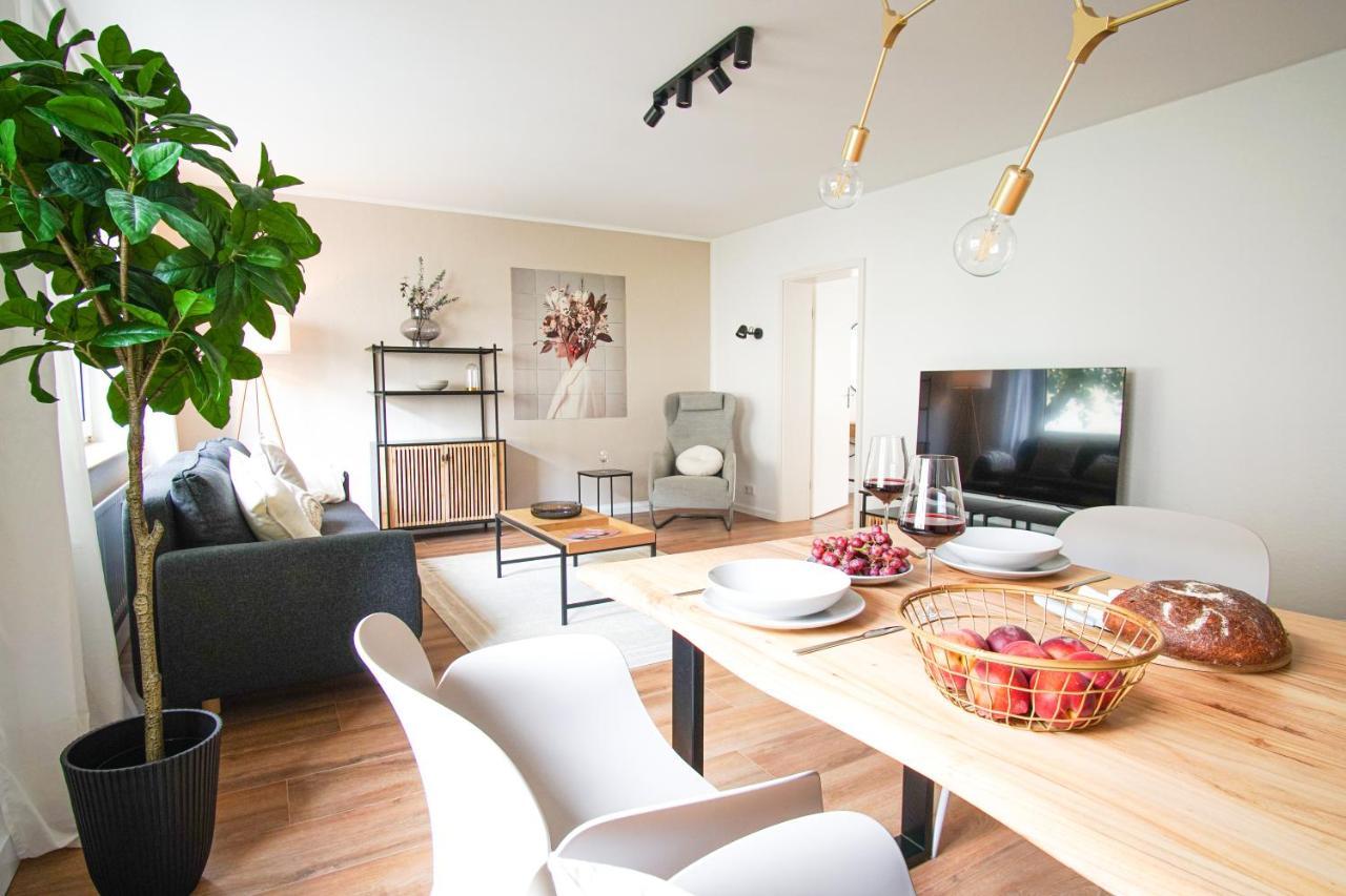 Homefy Bright And Cozy Holiday Apartment - Washer & Dryer - Free Parking إسن المظهر الخارجي الصورة